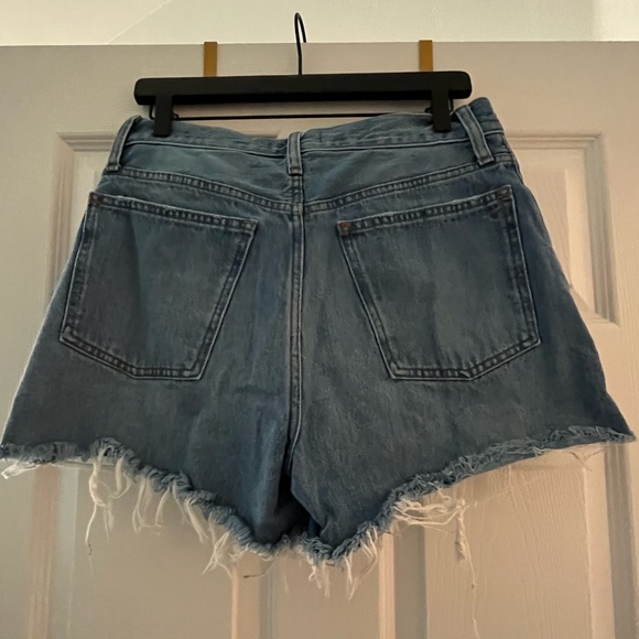 Madewell Relaxed Mid-Length Denim Shorts - Picture 2 of 3